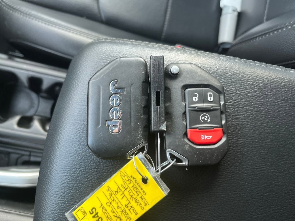 2021 Jeep Wrangler Unlimited Sahara Altitude