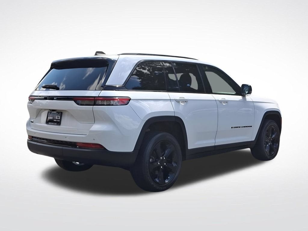 2023 Jeep Grand Cherokee Laredo