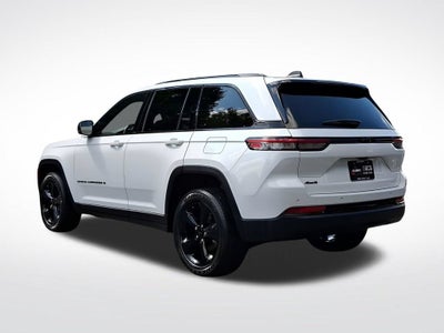 2023 Jeep Grand Cherokee Laredo