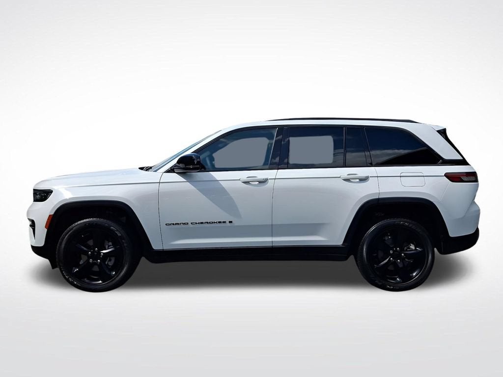 2023 Jeep Grand Cherokee Laredo