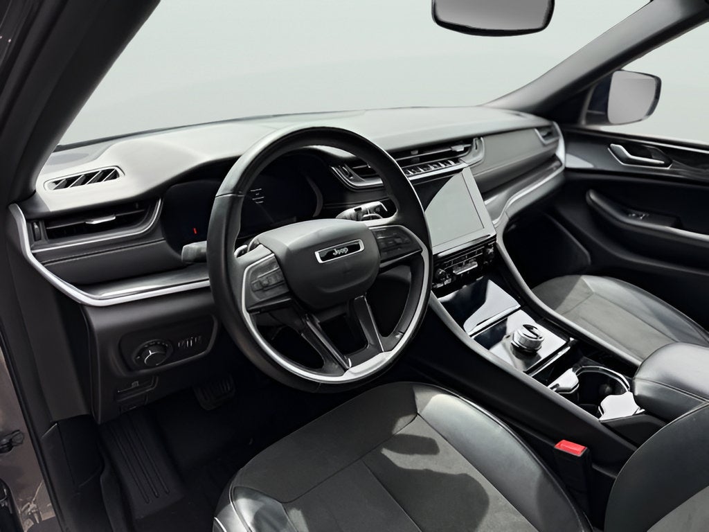 2022 Jeep Grand Cherokee L Laredo