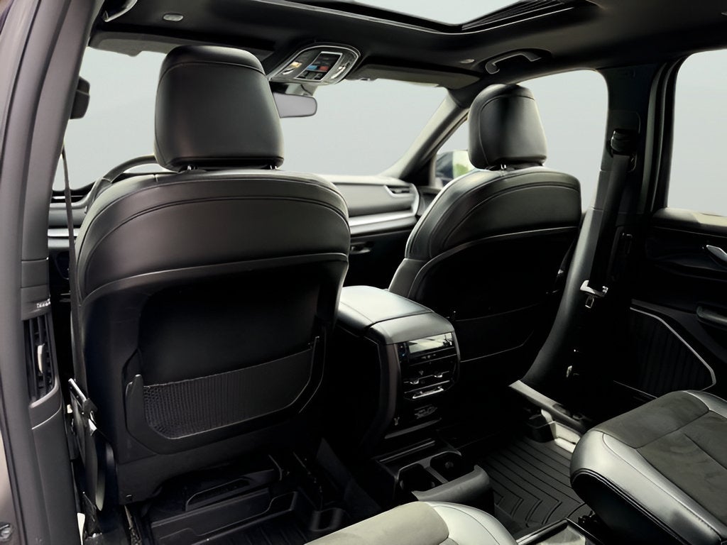 2022 Jeep Grand Cherokee L Laredo
