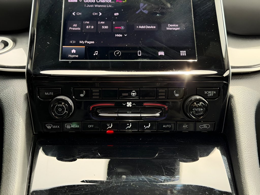 2022 Jeep Grand Cherokee L Laredo