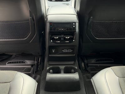 2022 Jeep Grand Cherokee L Laredo