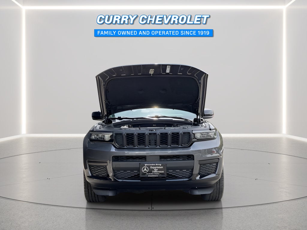 2022 Jeep Grand Cherokee L Laredo