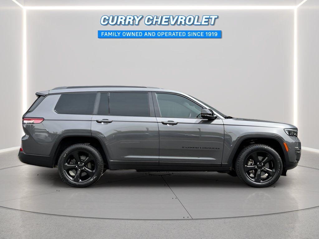 2022 Jeep Grand Cherokee L Laredo