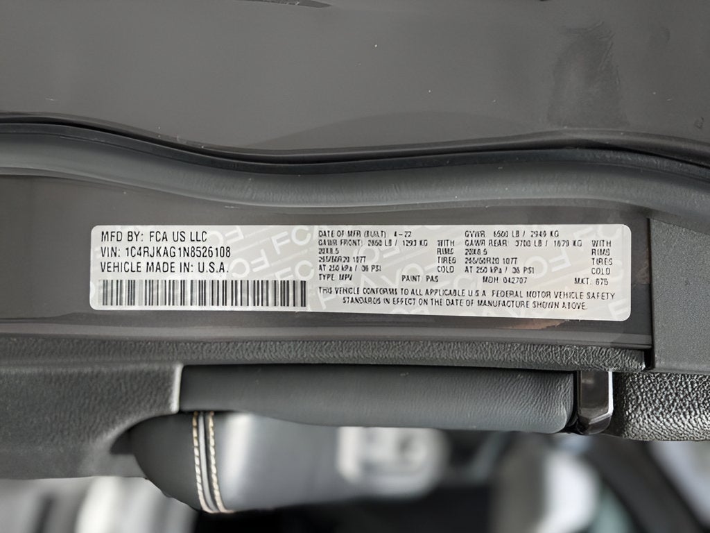 2022 Jeep Grand Cherokee L Laredo