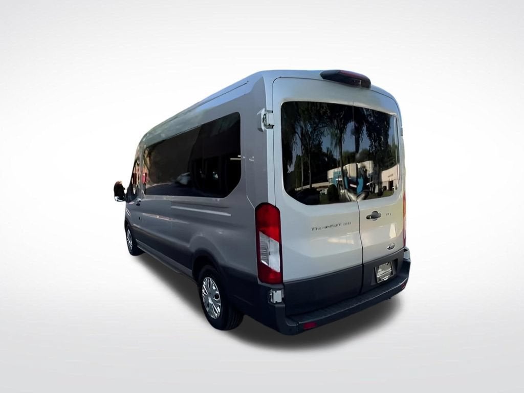 2022 Ford Transit Passenger Wagon XL