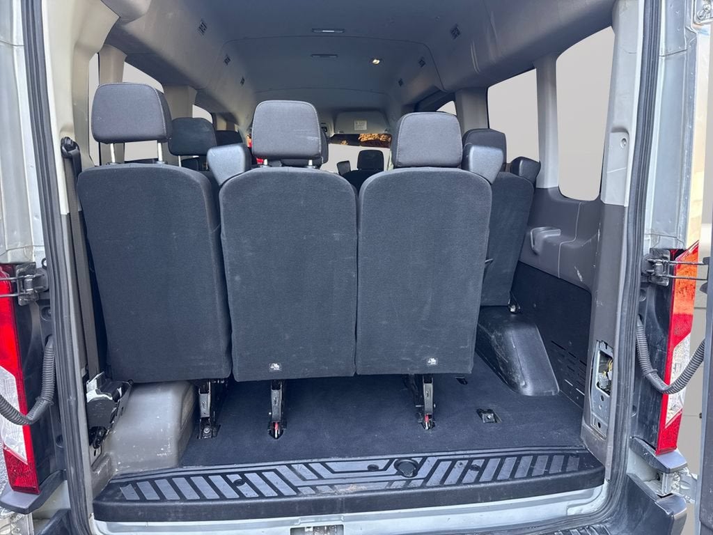 2022 Ford Transit Passenger Wagon XL