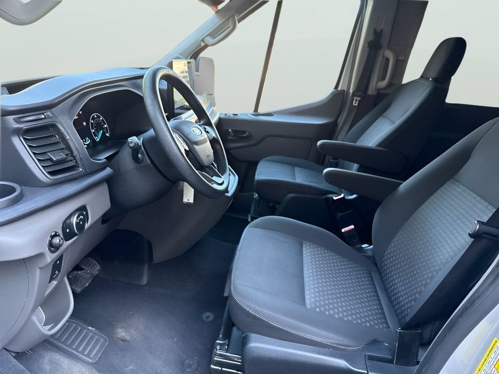 2022 Ford Transit Passenger Wagon XL