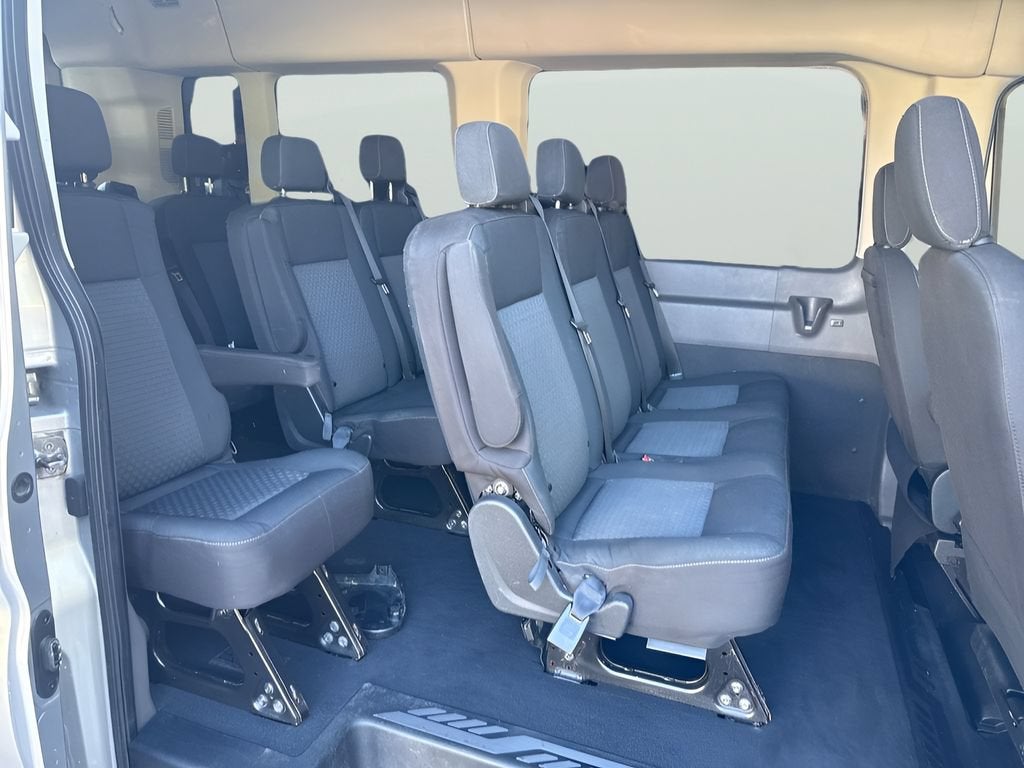 2022 Ford Transit Passenger Wagon XL