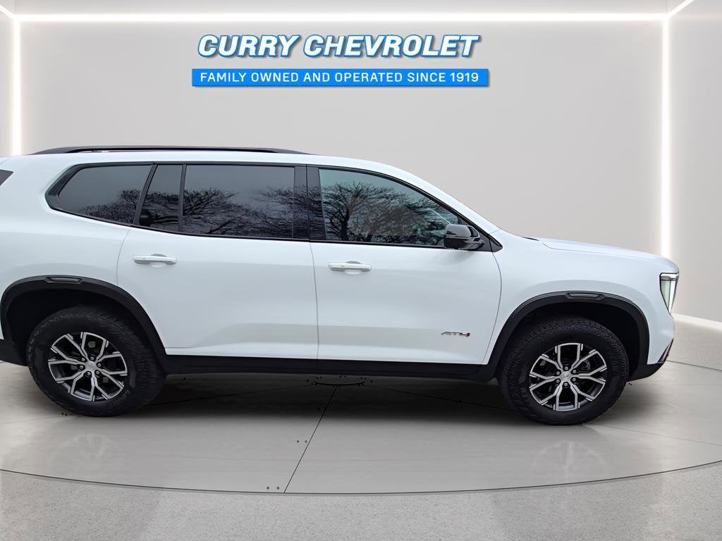 2025 GMC Acadia AT4
