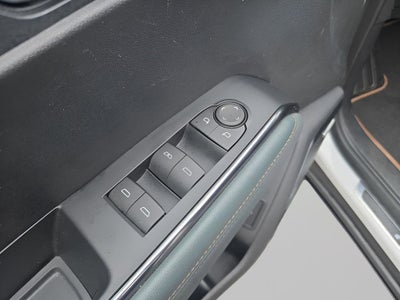 2025 GMC Acadia AT4