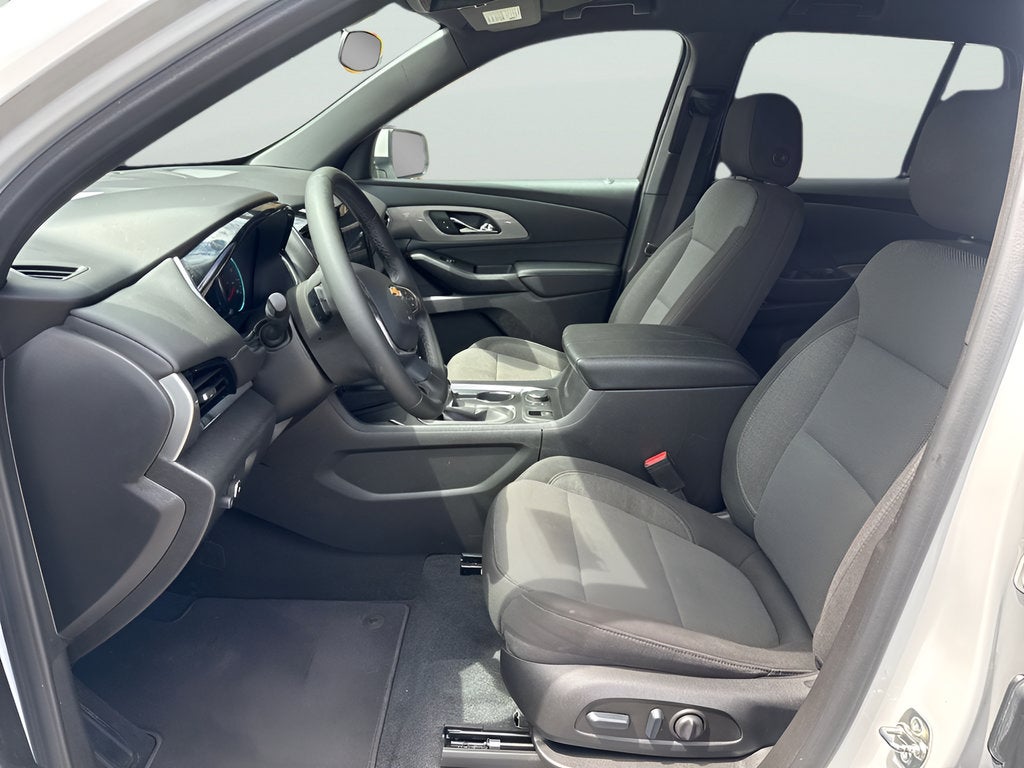 2024 Chevrolet Traverse Limited LT Cloth
