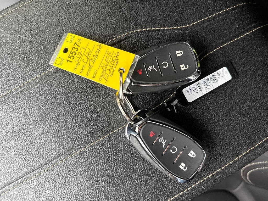 2023 Chevrolet Traverse LT Leather