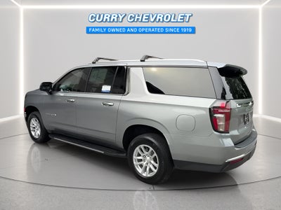 2023 Chevrolet Suburban LT