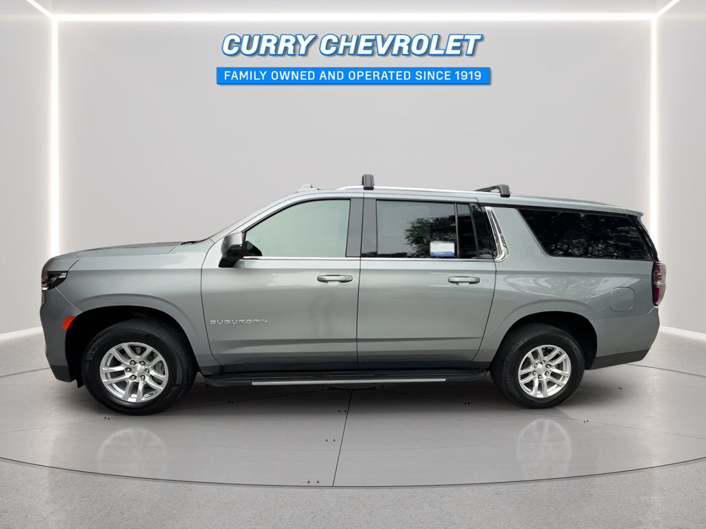 2023 Chevrolet Suburban LT