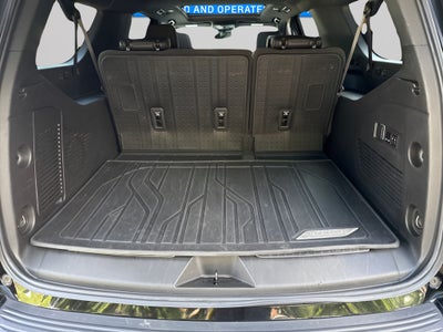 2023 Chevrolet Suburban RST
