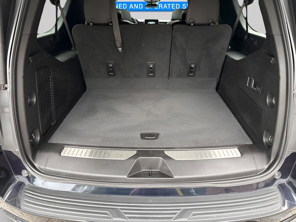 2023 Chevrolet Suburban RST