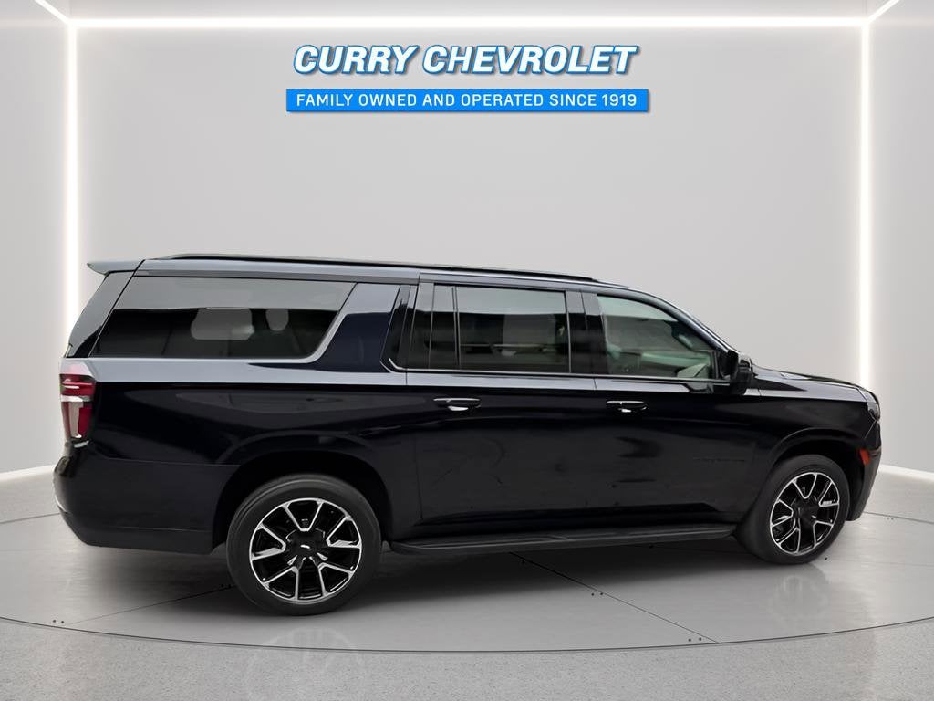 2023 Chevrolet Suburban RST