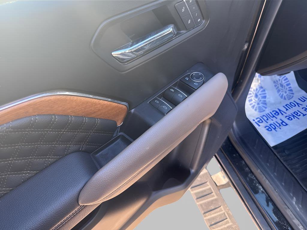 2023 GMC Canyon Denali