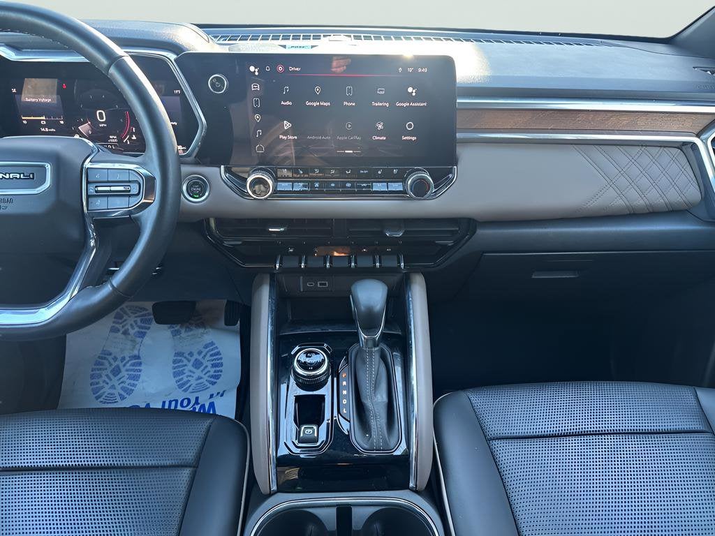 2023 GMC Canyon Denali