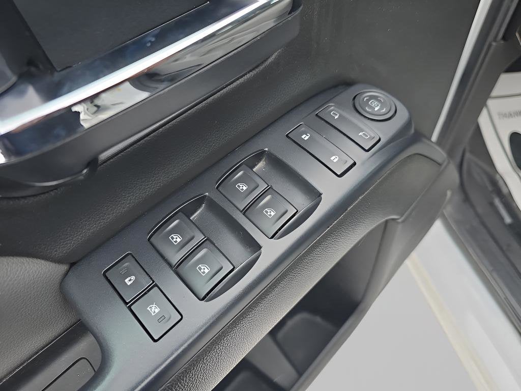 2015 GMC Sierra 1500 Double Cab Standard Box 4-Wheel Drive