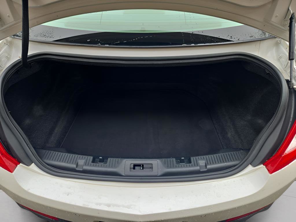 2014 Lincoln MKS 4dr Sdn 3.7L AWD