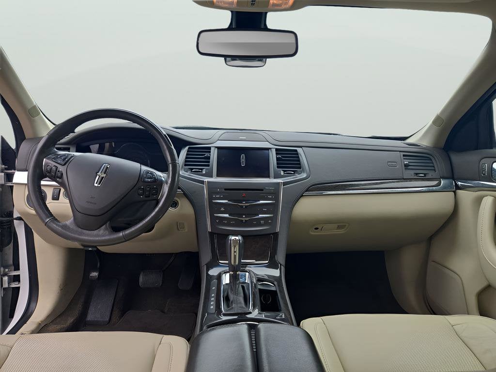 2014 Lincoln MKS 4dr Sdn 3.7L AWD