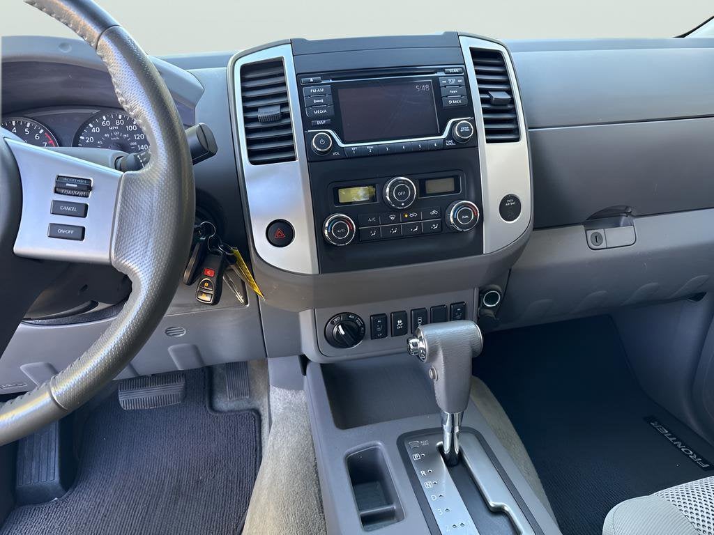 2016 Nissan Frontier SV