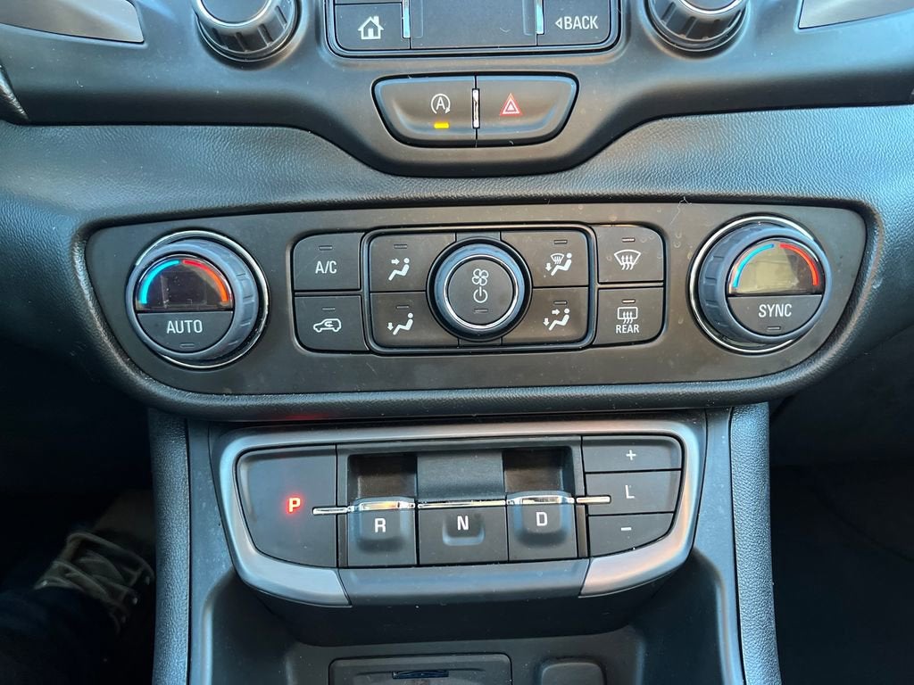 2022 GMC Terrain AT4