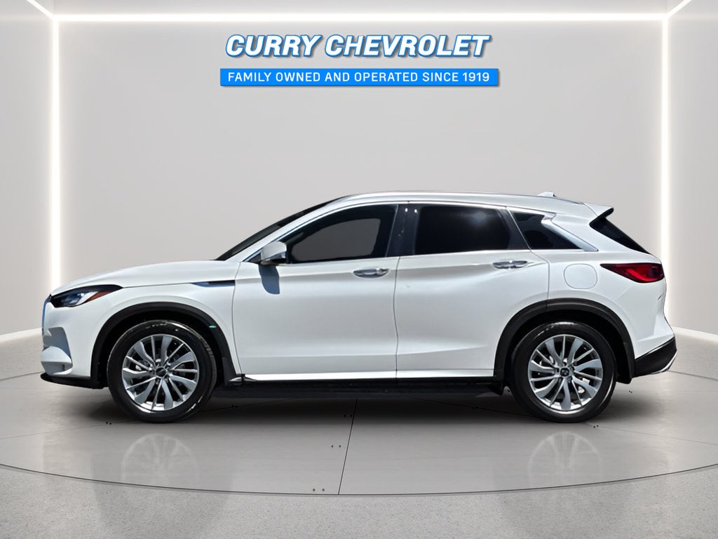 2023 INFINITI QX50 LUXE