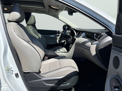 2023 INFINITI QX50 LUXE