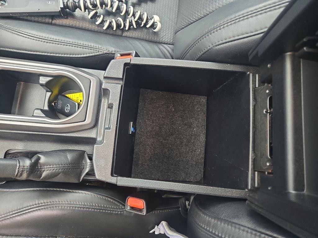 2021 Toyota Tacoma 4WD SR5