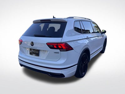 2022 Volkswagen Tiguan SE R-Line Black