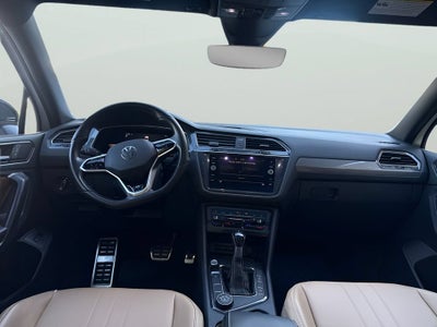 2022 Volkswagen Tiguan SE R-Line Black