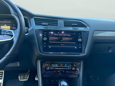 2022 Volkswagen Tiguan SE R-Line Black