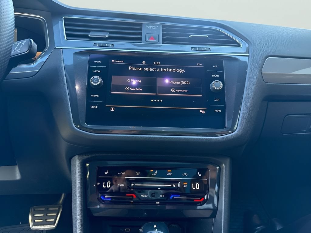 2022 Volkswagen Tiguan SE R-Line Black