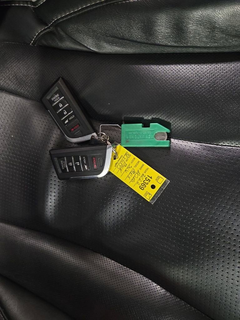 2022 Acura MDX w/Advance Package