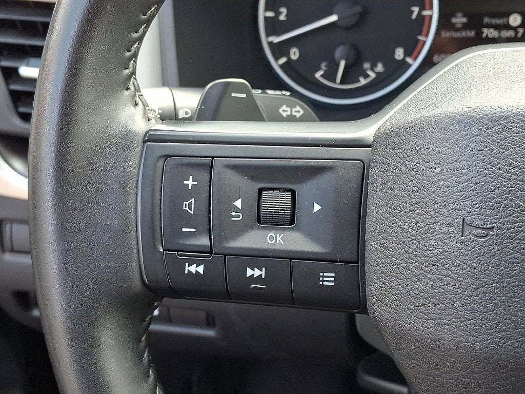2025 Nissan Rogue SV