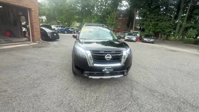 2025 Nissan Pathfinder Platinum