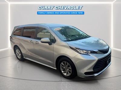 2021 Toyota Sienna LE