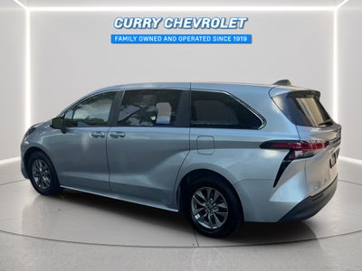 2021 Toyota Sienna LE