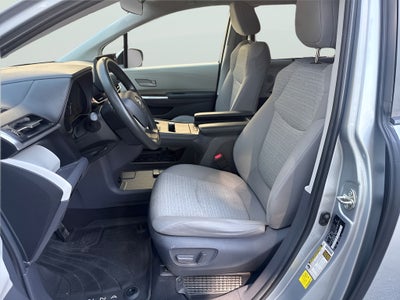 2021 Toyota Sienna LE