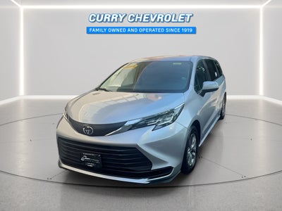 2021 Toyota Sienna LE