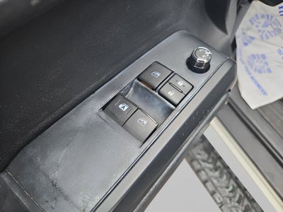 2017 Toyota Tacoma SR