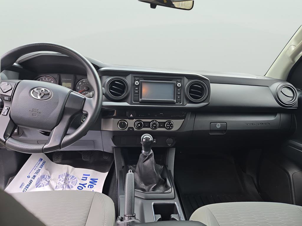 2017 Toyota Tacoma SR