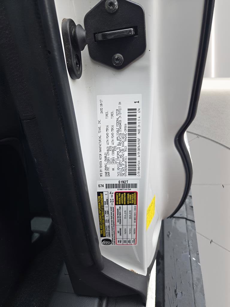 2017 Toyota Tacoma SR