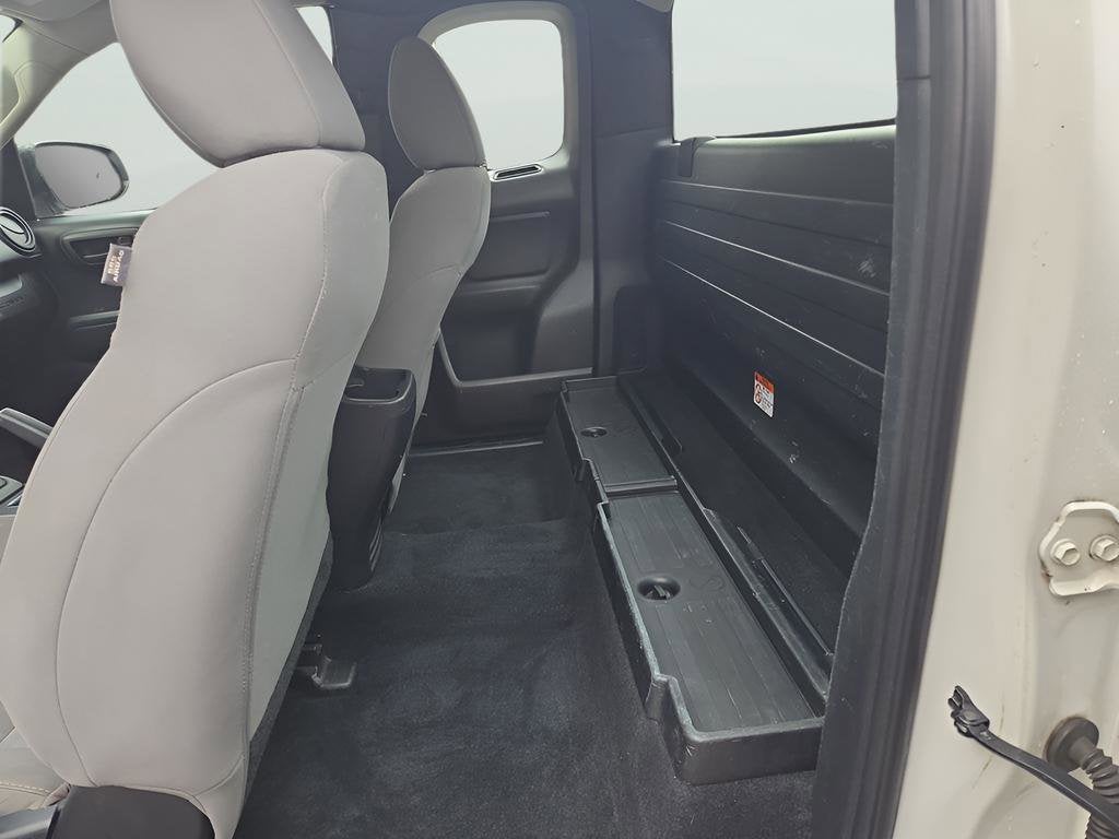 2017 Toyota Tacoma SR