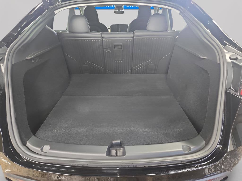 2024 Tesla Model Y Performance